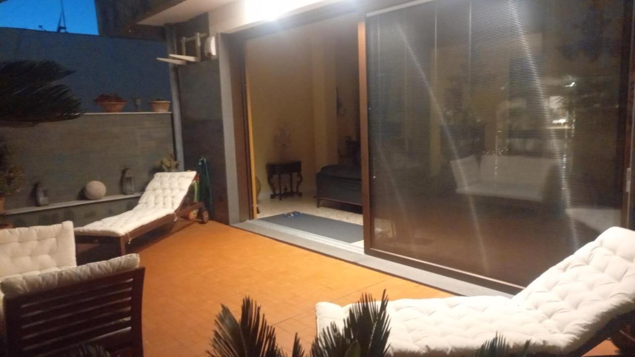 Confortevole Bari Exterior foto